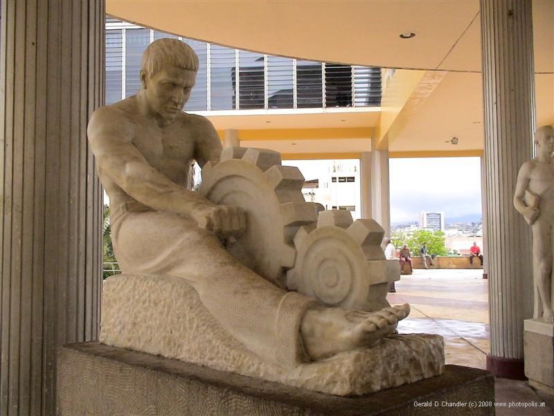 Statue of Industrial Worker, Palacio Legislativo