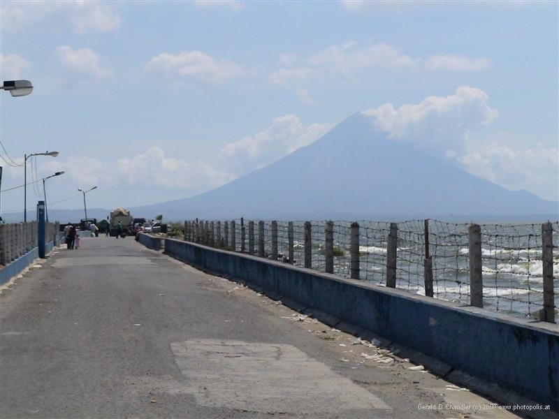 Volcan Conception (1610m) from Ferry Pier