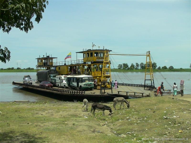 Ferry on the Magdalena at Jeti