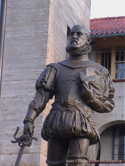 Ponce de Leon statue opposite Flagler College.